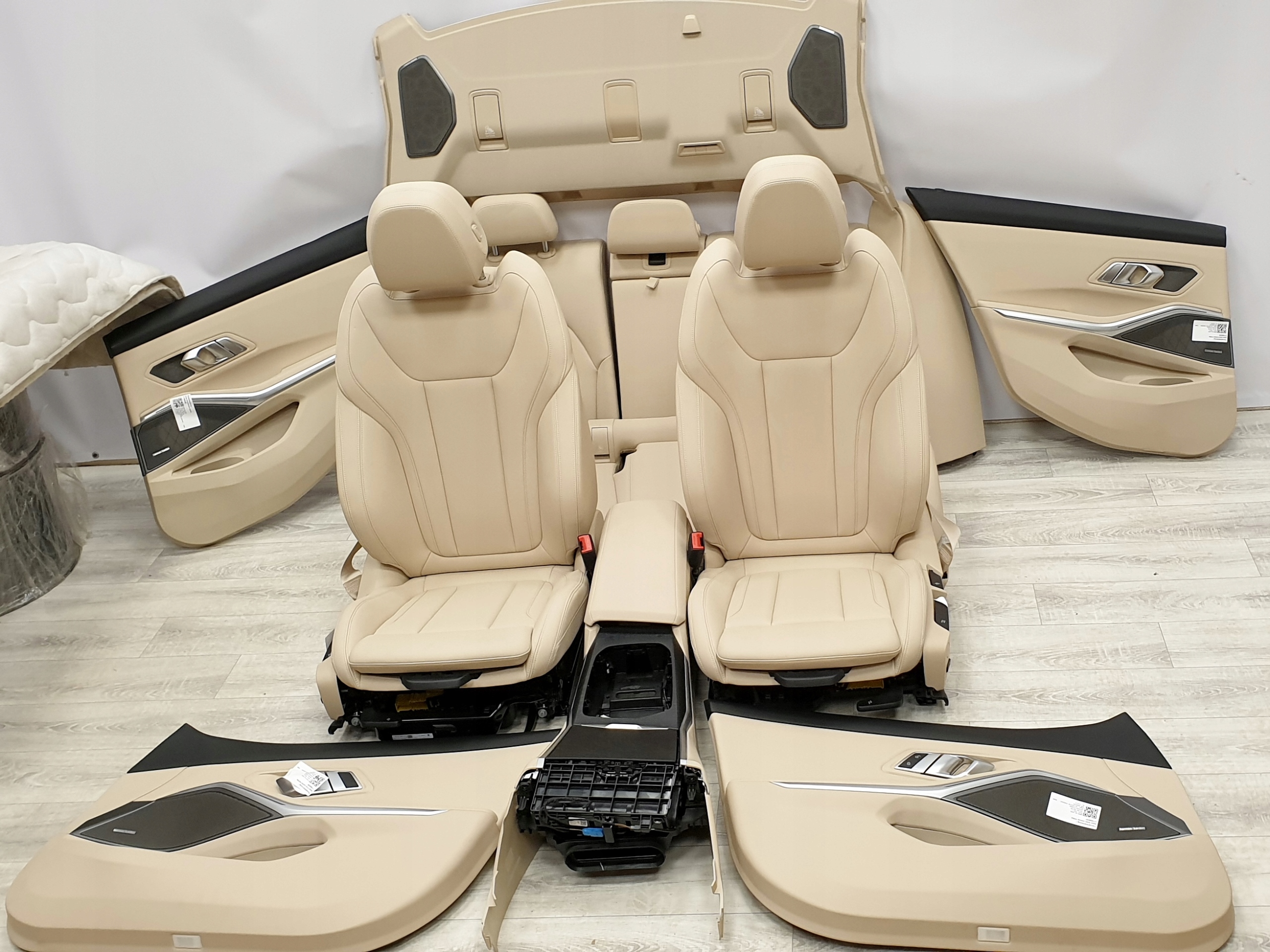 Zdjęcie produktu Wnętrze BMW G20 Fotele Canberra Beż Harman KCCY