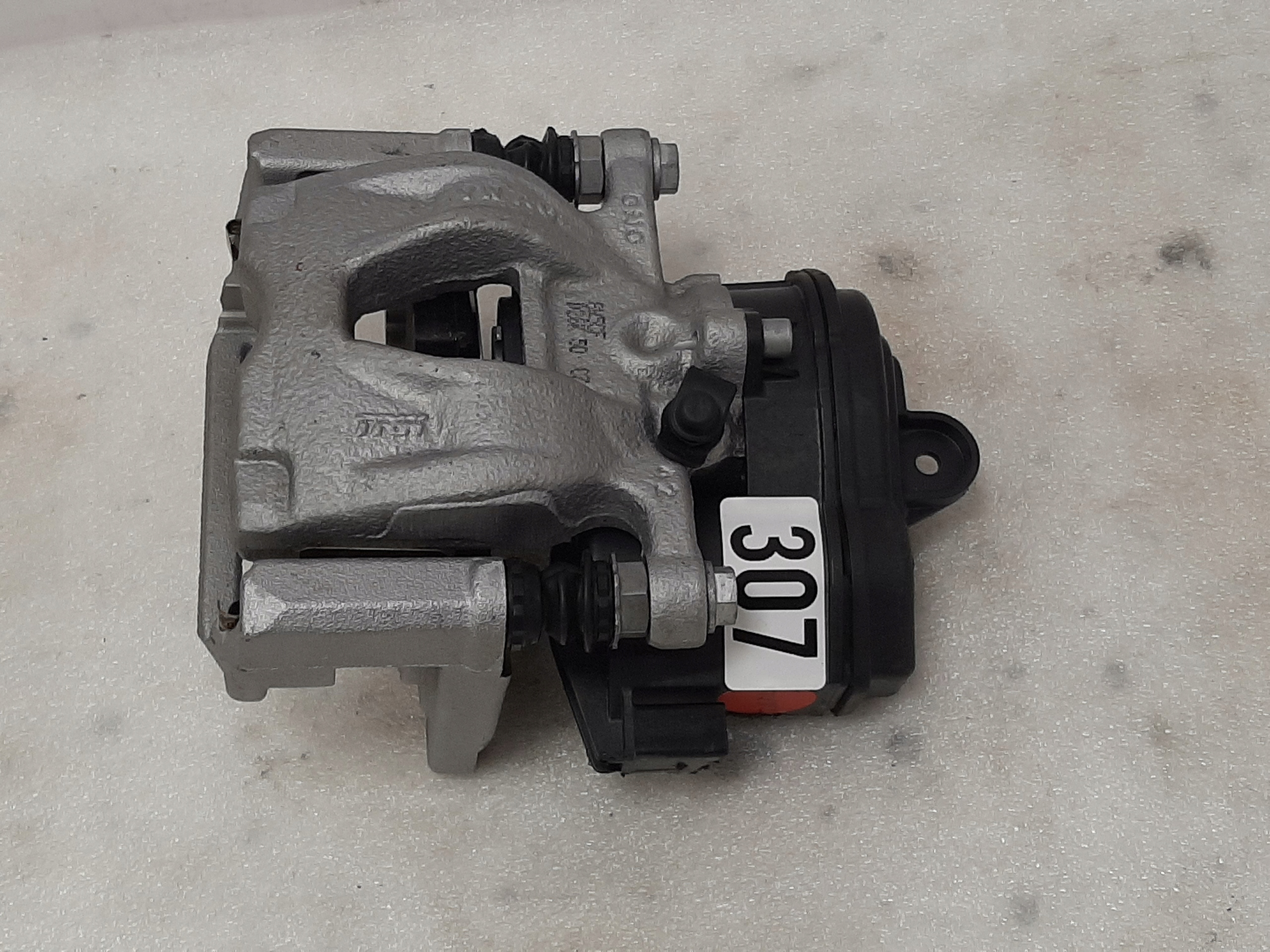 Klemme Audi A4 A5 A6 A7 Links Hinten 8W0405CF