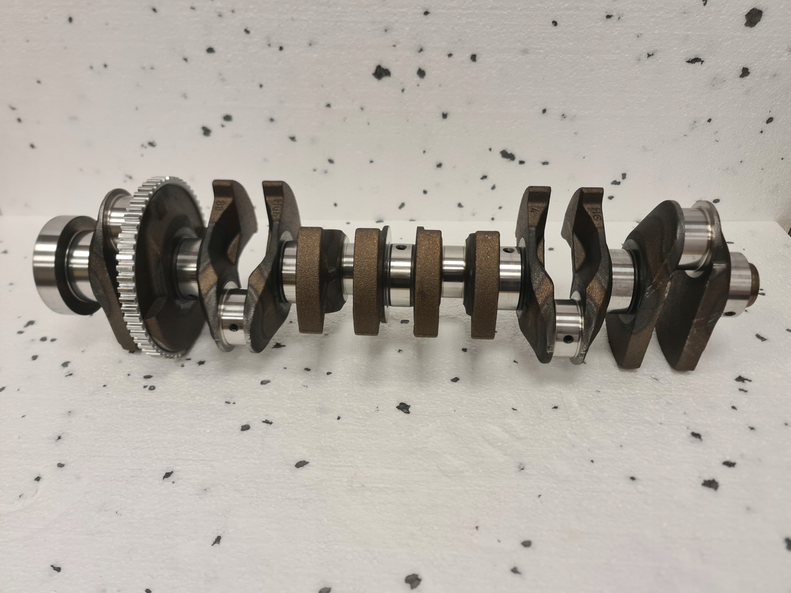 Коленвал НОВЫЙ BMW F10 E60 E65 N52 N53 7553279