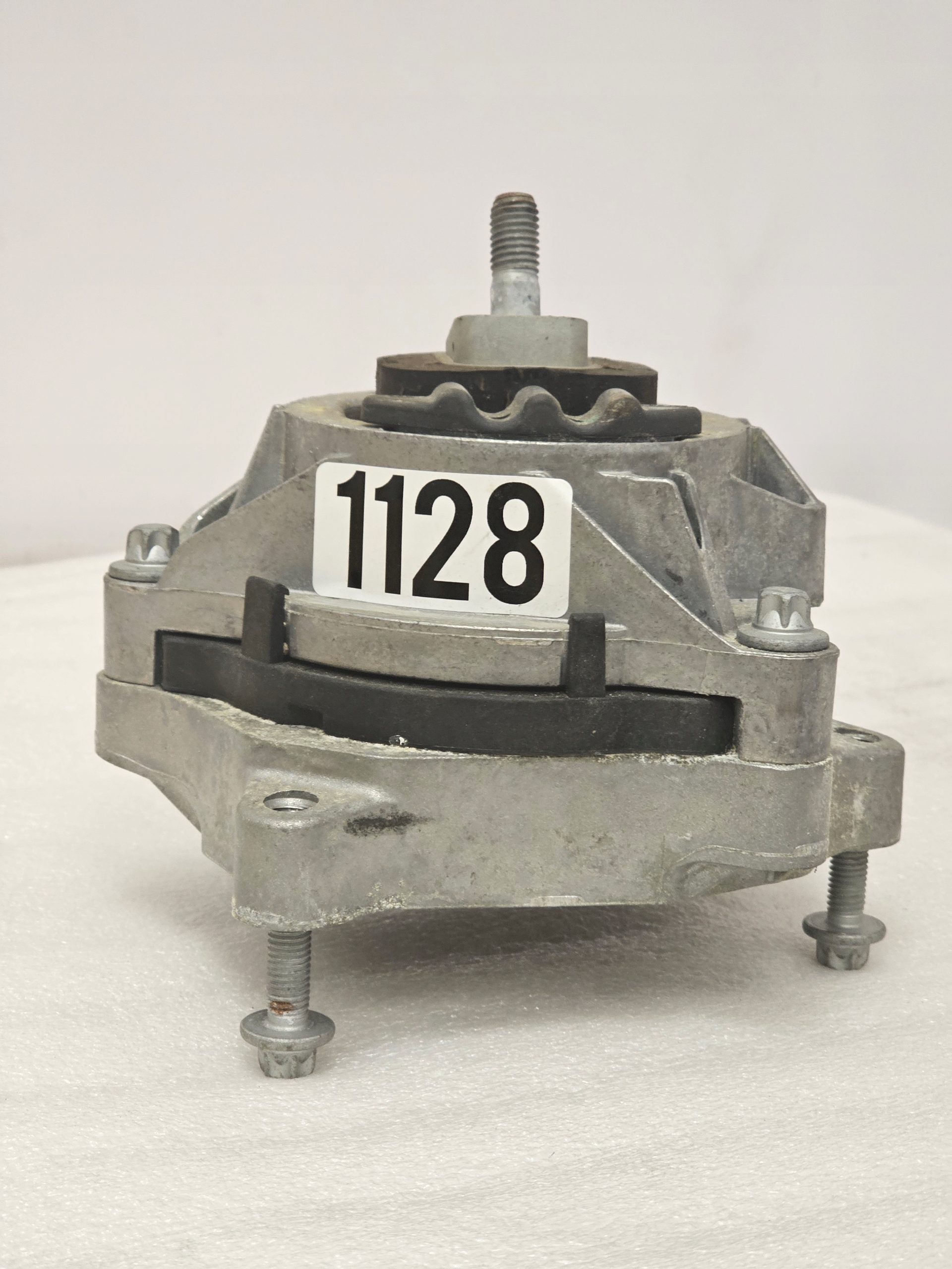 Подушка двигателя BMW F20 F22 F30 F21 F32 F36 6859414