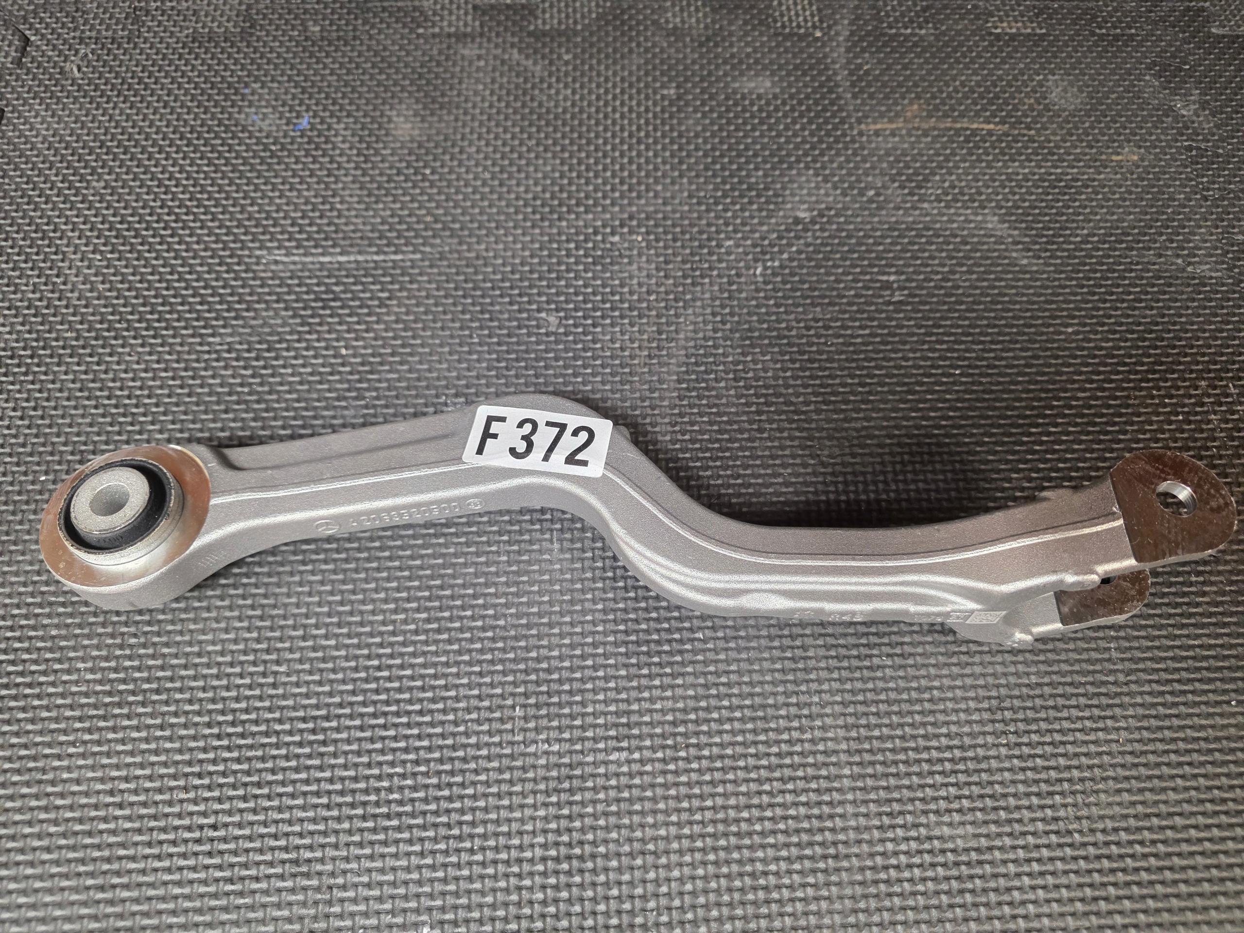 Wahacz Tył Tylny Lewy Prawy Mercedes W206 W254 GLC A2063520500