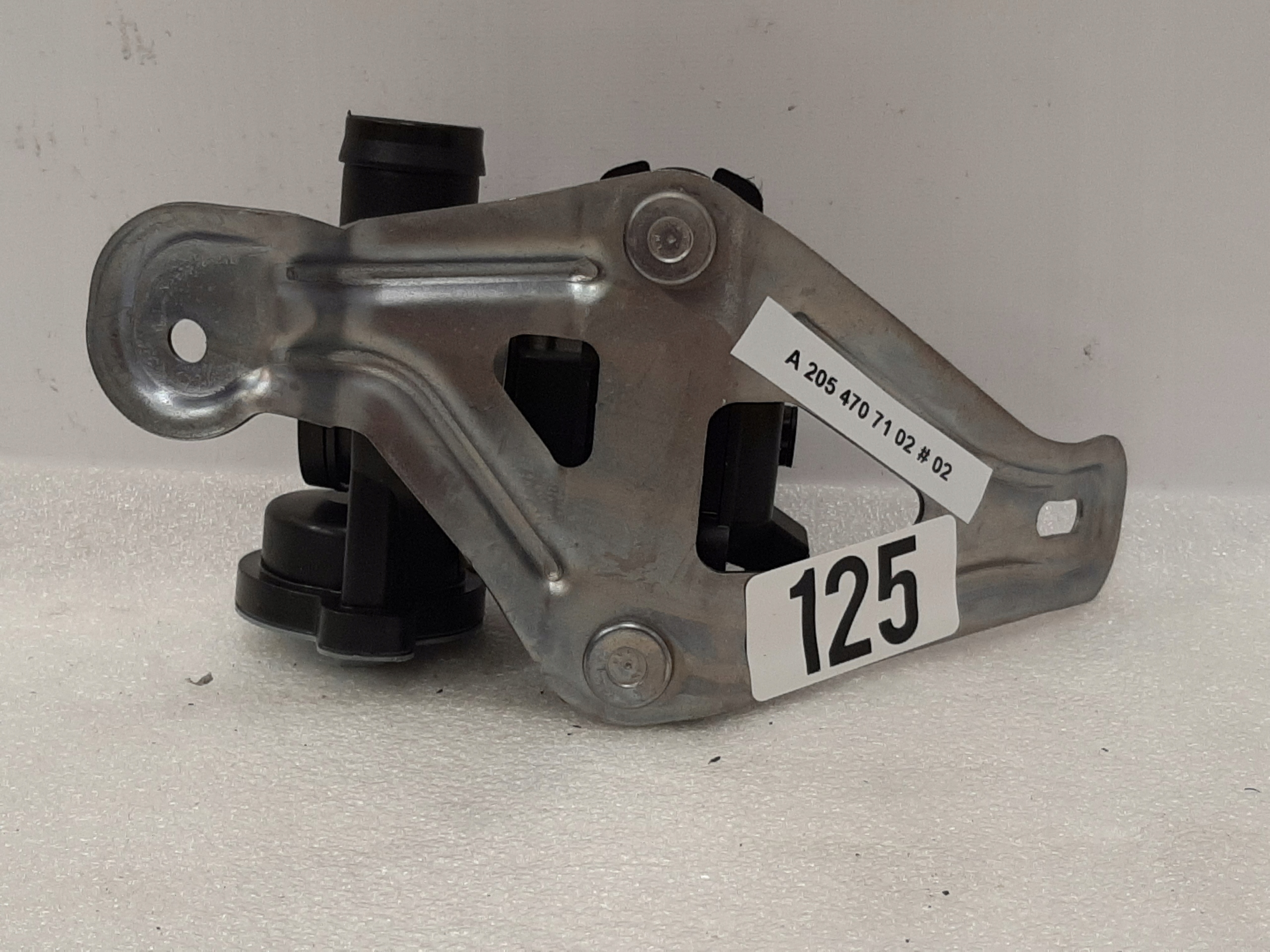 Pump Fuel Valve Mercedes W205 W213 A2054707102