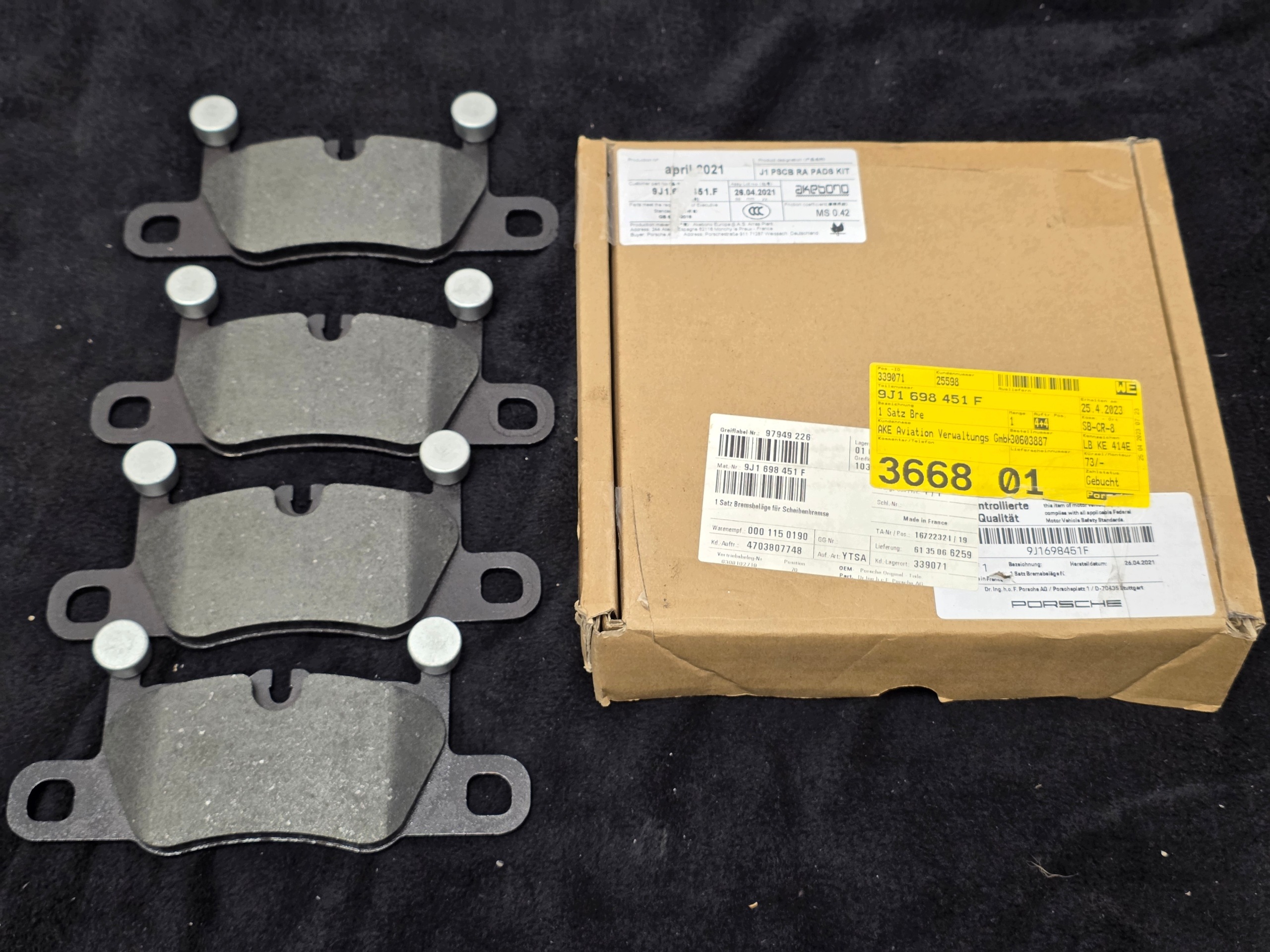 Klocki hamulcowe Audi E-Tron GT RS Porsche Cayenne Tycan TYŁ Oryginał! OEM