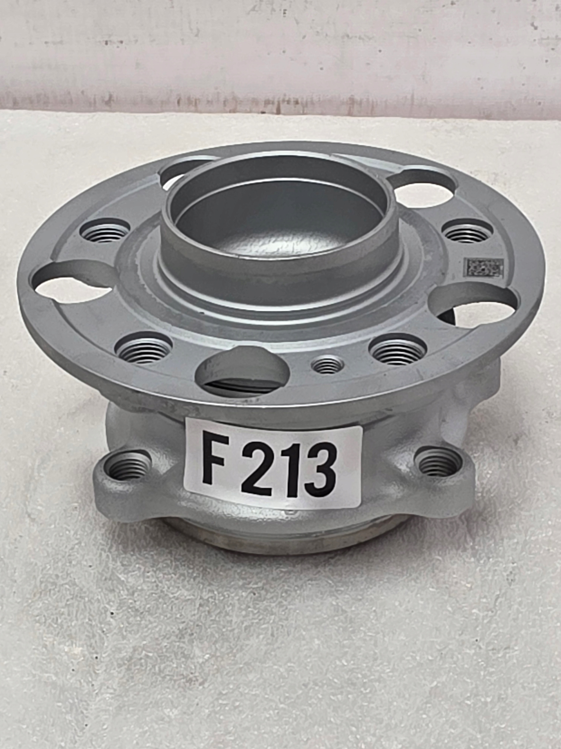 Hub Bearing REAR Mercedes W206 W214 W223 W236 W254