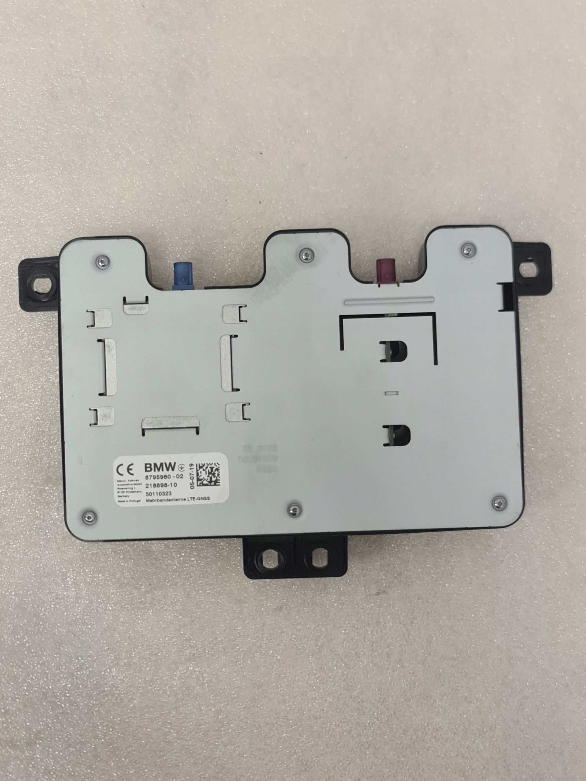 Многодиапазонная LTE-антенна BMW G15 G83 G16 8795960