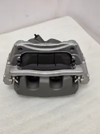 Mercedes W206 W214 W254 суппорта 330x32 ПЕРЕДНИЕ - galeria