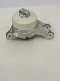 Mercedes W206 AMG C63 C43 engine mount - galeria