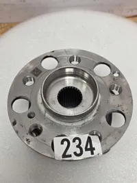 Hub Bearing REAR Mercedes AMG W205 W290 W213 W253 W290 - galeria