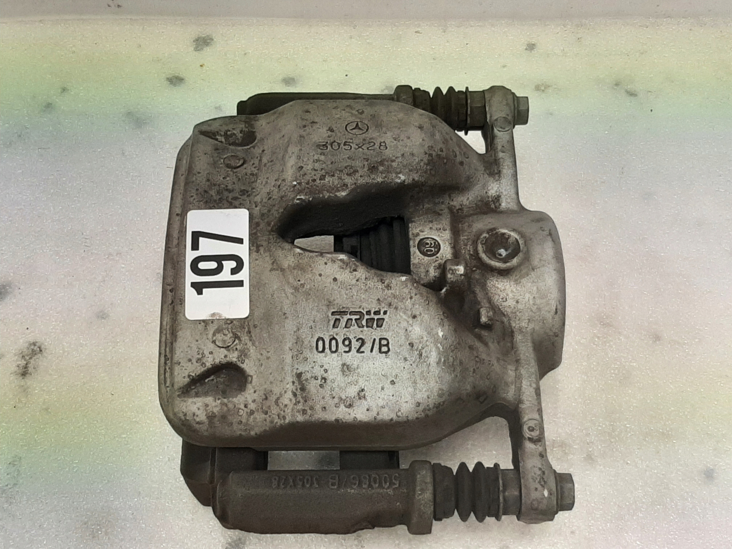 Bremssattel Mercedes W205 Vorne LINKS 305x28 - galeria