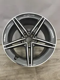 W290 Mercedes AMG GT 4дверний диск, ЗАДНИЙ GT63 - galeria