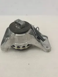 Mercedes W206 engine mount, right - galeria